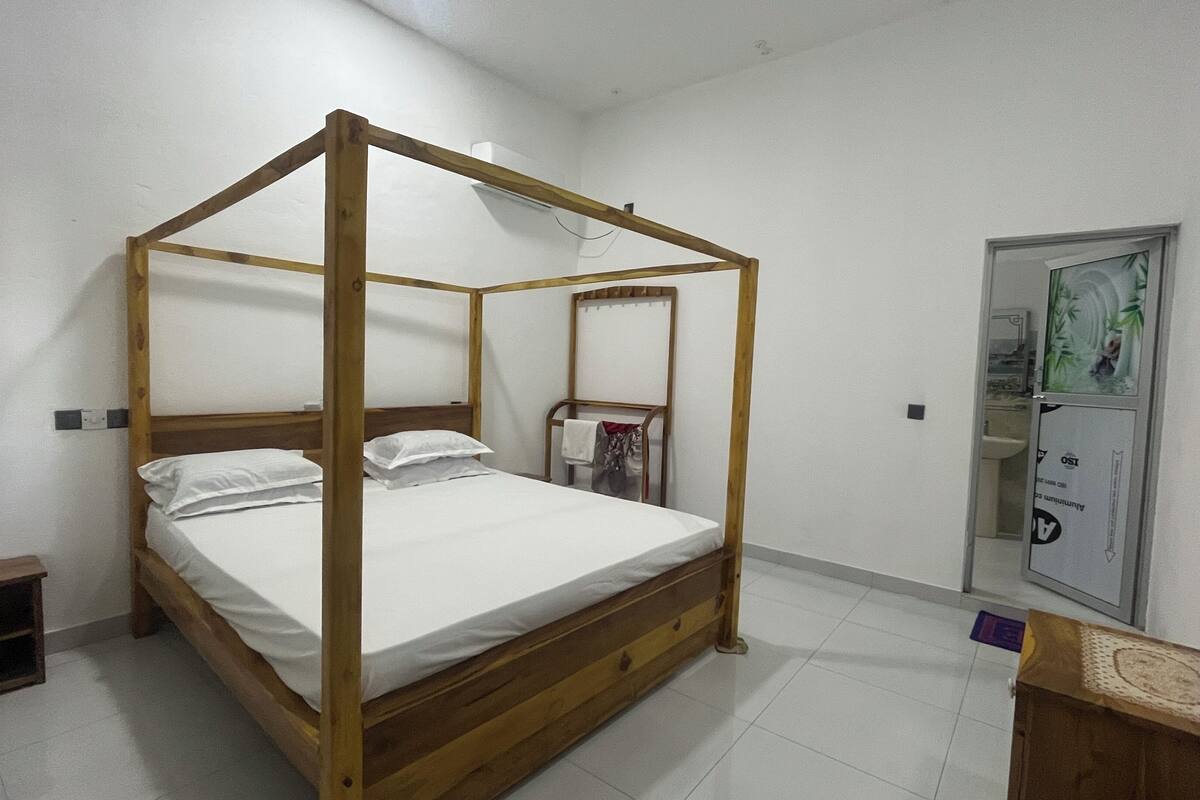 Standard Double Room, Balcony, Garden View | Desk, WiFi (free)