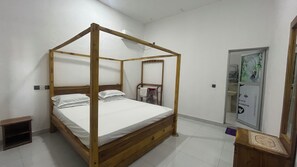 Standard Double Room, Balcony, Garden View | Desk, WiFi (free) - Salt & sand resort (Arugam Bay)