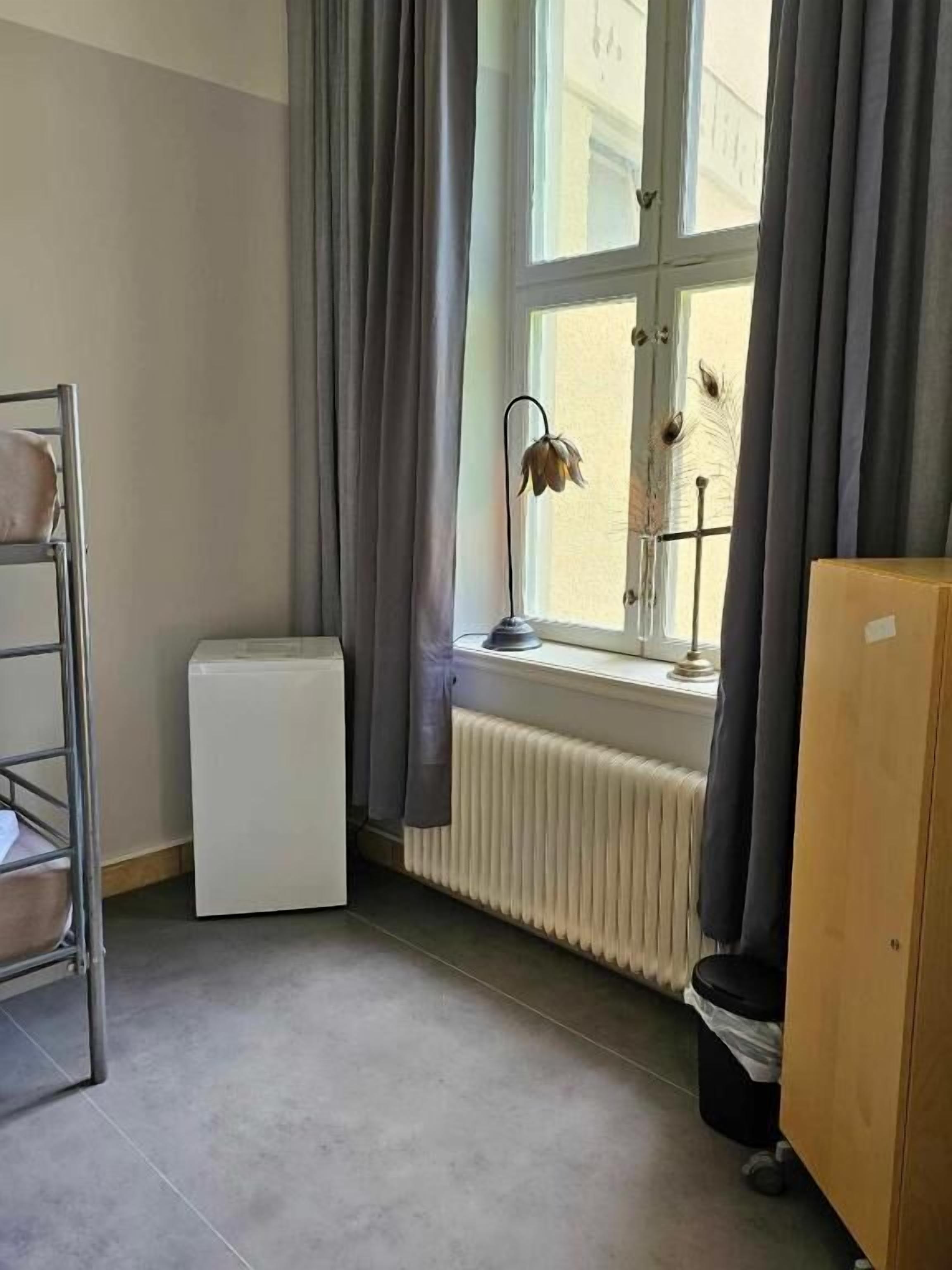 Economy Twin Room | Interior