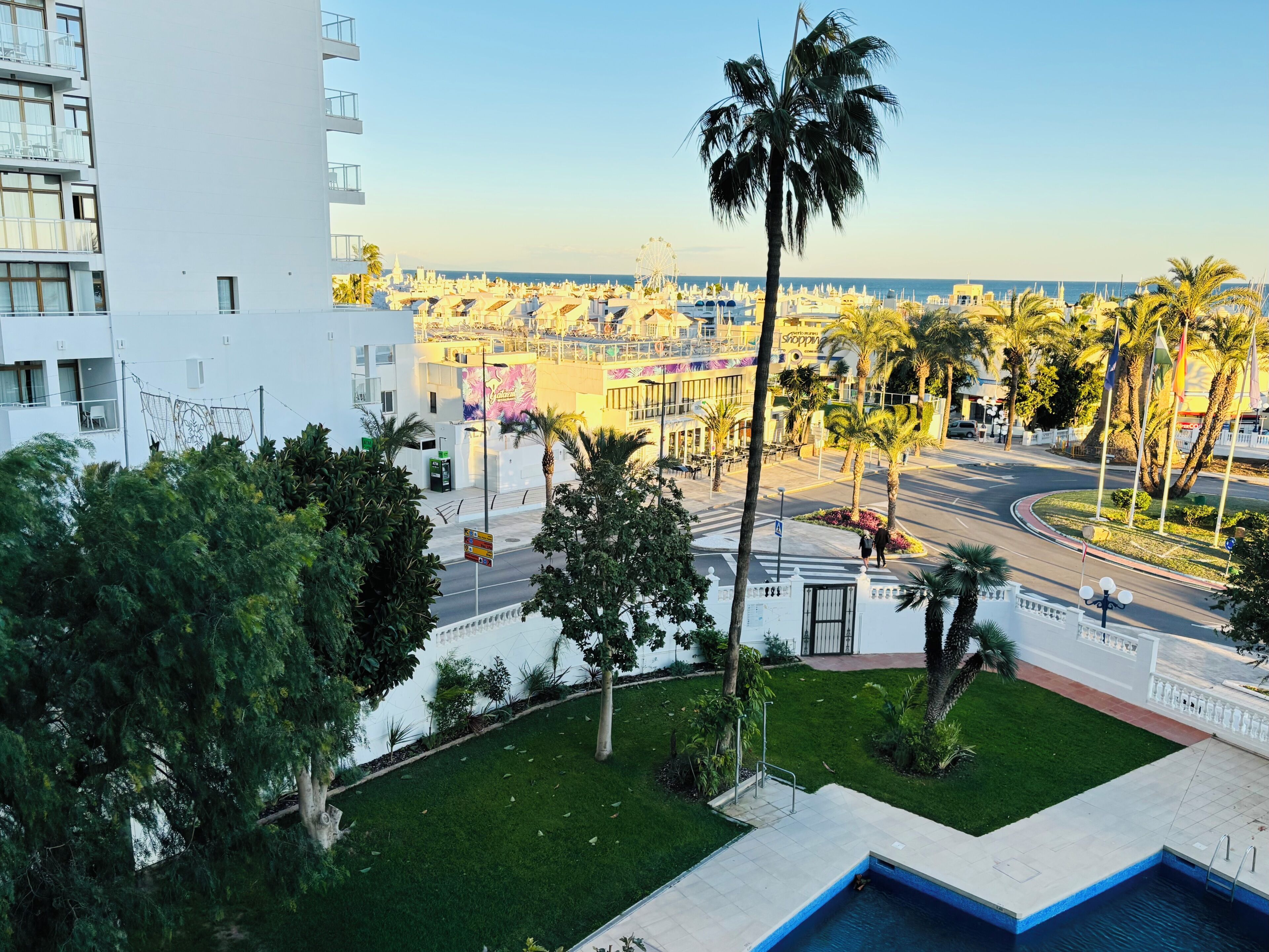 3 piscinas al aire libre