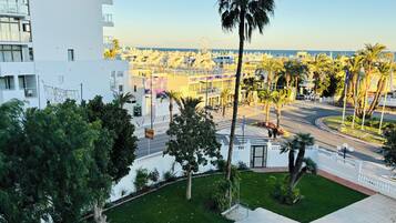 3 piscinas al aire libre