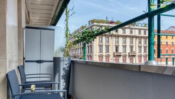 Deluxe-Apartment, Balkon, Stadtblick | Terrasse/Patio