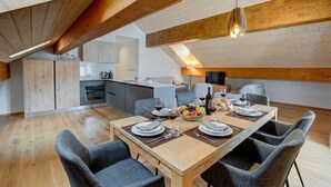 Dining - Casa Montana (Mesocco)