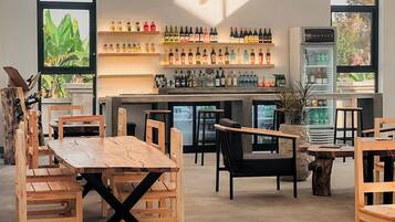 Bar (en el alojamiento)
