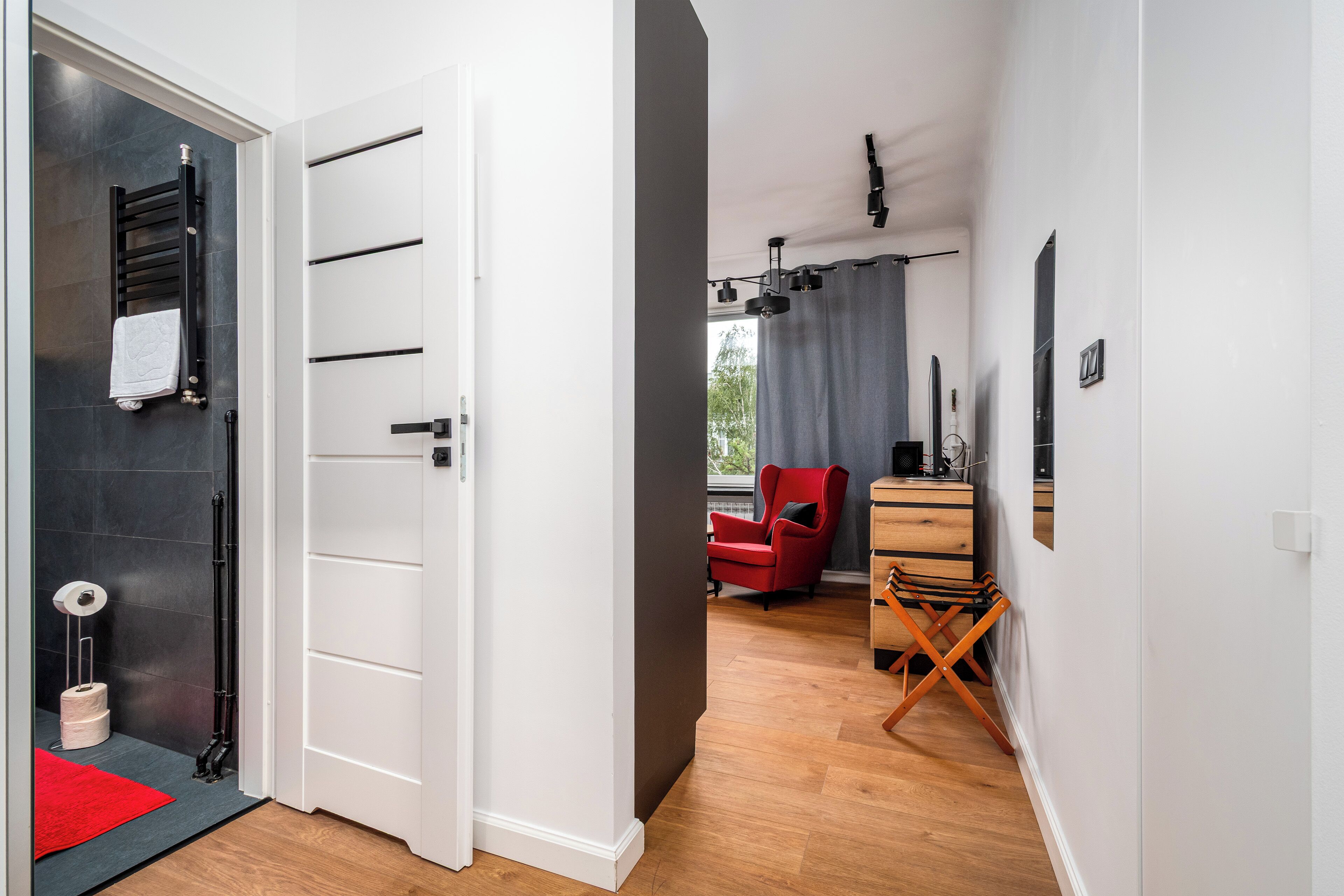 Apartment (12) | Living area | 30-inch flat-screen TV with digital channels