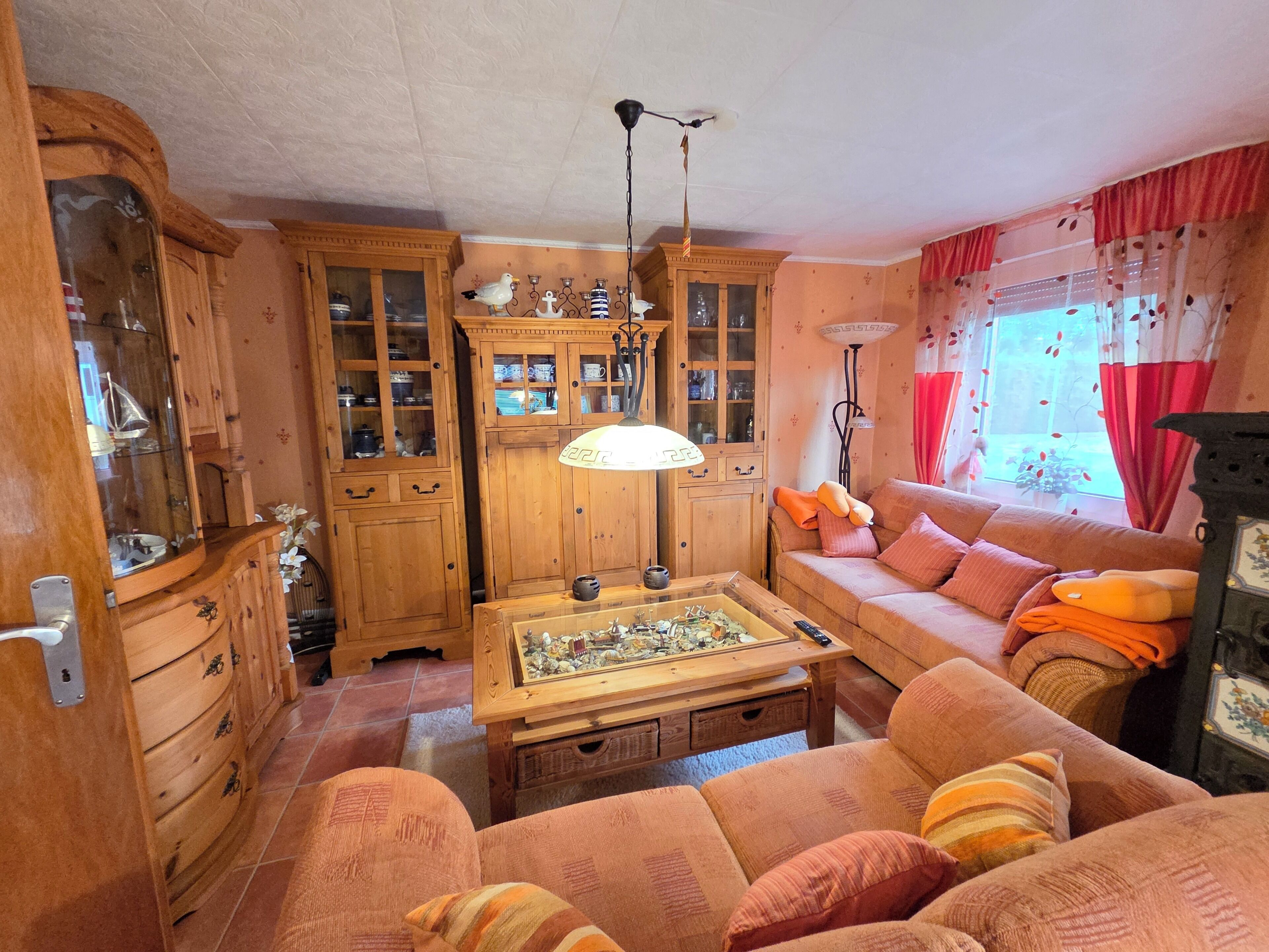 A Journey Through Time In East Frisia: A Charming Servant's House From 1916 That Sleeps Up To Four People. - Emden