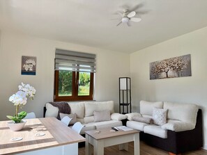 Unclassified image, 3 of 16, button - La Casa de Ruri 5926 Lodging (Isla)