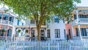 Exterior - The Coast is Clear - 4bdr (Galveston)