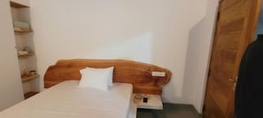 Unclassified image, 5 of 9, button - Thepu Villa - Double Room with Private Bathroom 1 (Poojapitiya)