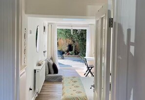 Room - Cozy Studio in Colchester - Perfect for Couples (Colchester)