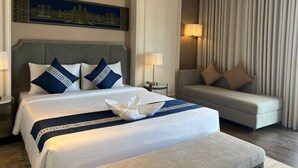 Unclassified image, 4 of 13, button - Lavia Hotel (Phnom Penh)
