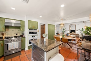 Coffee/tea maker, fridge, microwave, oven - Casablanca Retreat | Spacious NW Hills Escape (Austin)