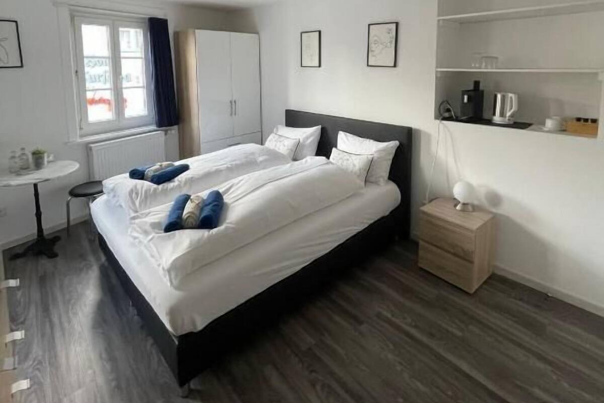 Deluxe Room, City View