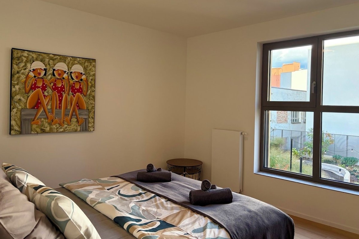 Deluxe Apartment, Courtyard View | Free WiFi, bed sheets