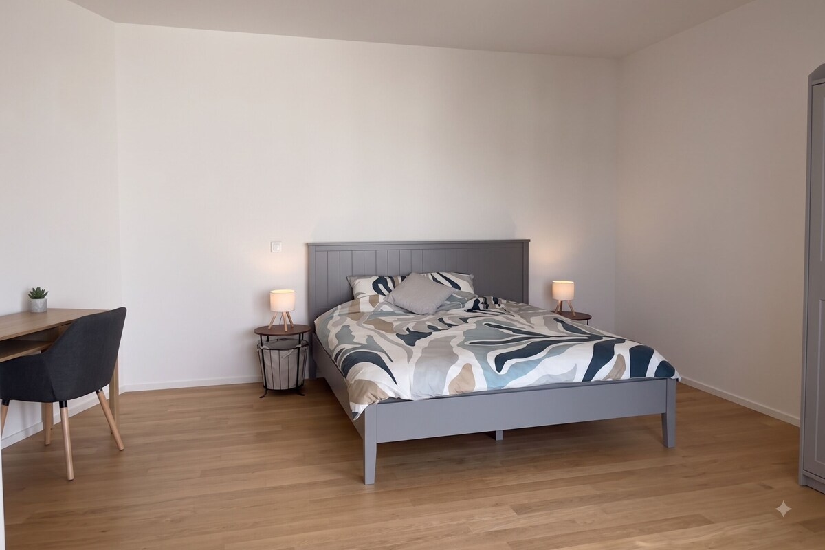Deluxe-huoneisto, parveke, kaupunkinäköala | Ilmainen Wi-Fi