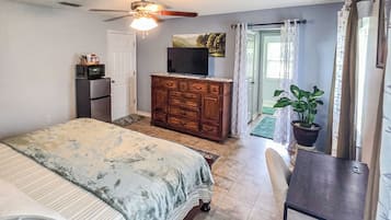 Habitación doble | Tabla de planchar con plancha y wifi gratis