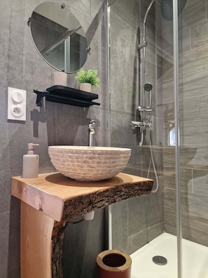 Bathroom - Le Reflet de la Semoy (LES HAUTES-RIVIÈRES)