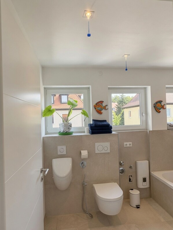 Bathroom - Vrbo Property (Bamberg)