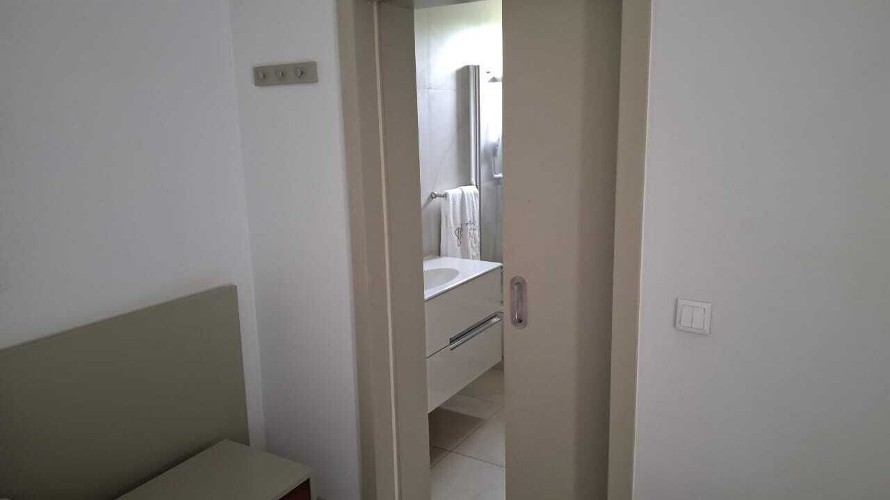 Superior Room | Bathroom | Free toiletries, hair dryer, towels, soap