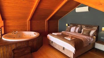 Junior Bungalow, Private Pool, Garden View | Desk, laptop workspace, blackout drapes, iron/ironing board (on request)