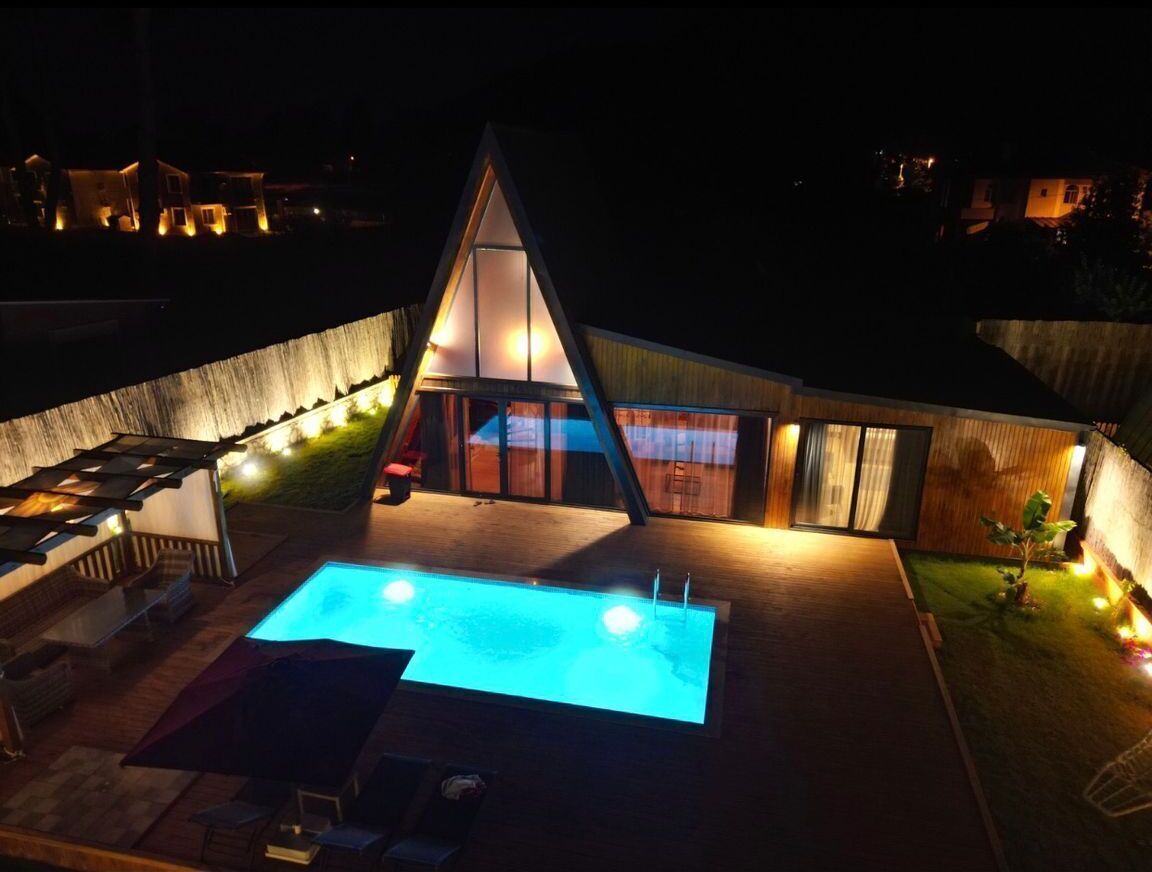 Seasonal outdoor pool