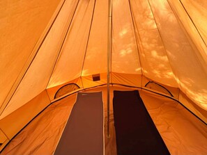 Classic Tent, 2 Twin Beds, Pets Allowed, Mountain View | WiFi (free), individually decorated, individually furnished, bed sheets - Squatch Spot 1 (Sevierville)