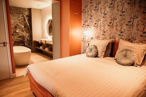 Suite Studio Luxe, 1 très grand lit, vue ville