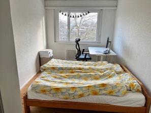 Unclassified image, 3 of 35, button - Green Basel Home - 5 Beds Free Parking (Binningen)