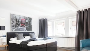 WiFi, bed sheets - Townhouse Duderstadt: Studio 2 (Duderstadt)