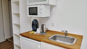Private kitchen - Townhouse Duderstadt: Studio 2 (Duderstadt)