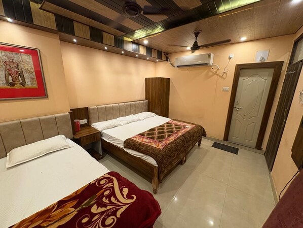 Free WiFi - Riverside Residency (Varanasi)