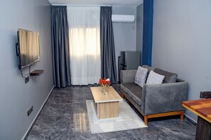 Leilighet – comfort, flere senger, aircondition | Oppholdsområde