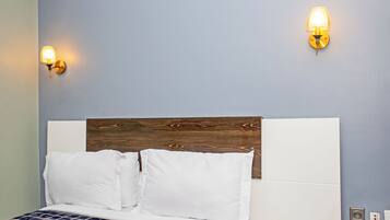 Blackout curtains, iron/ironing board, free WiFi