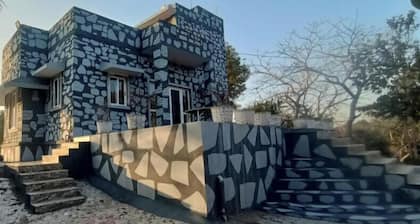 Hariyav Garh Villa