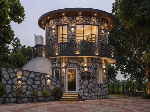 Hariyav Garh Villa