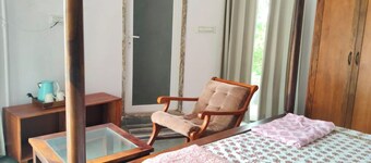 Hariyav Garh Villa