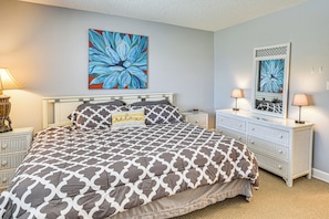 Interior - Boat Dock, Slips & Pool! St Johns River Condo (Welaka)