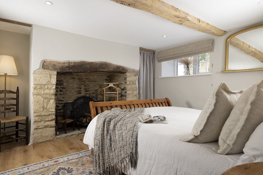 Top House - A Country House That Sleeps 8 Guests In 4 Bedrooms - イギリス バーフォード
