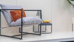 Luokittelematon kuva, 5 kautta 25, painike