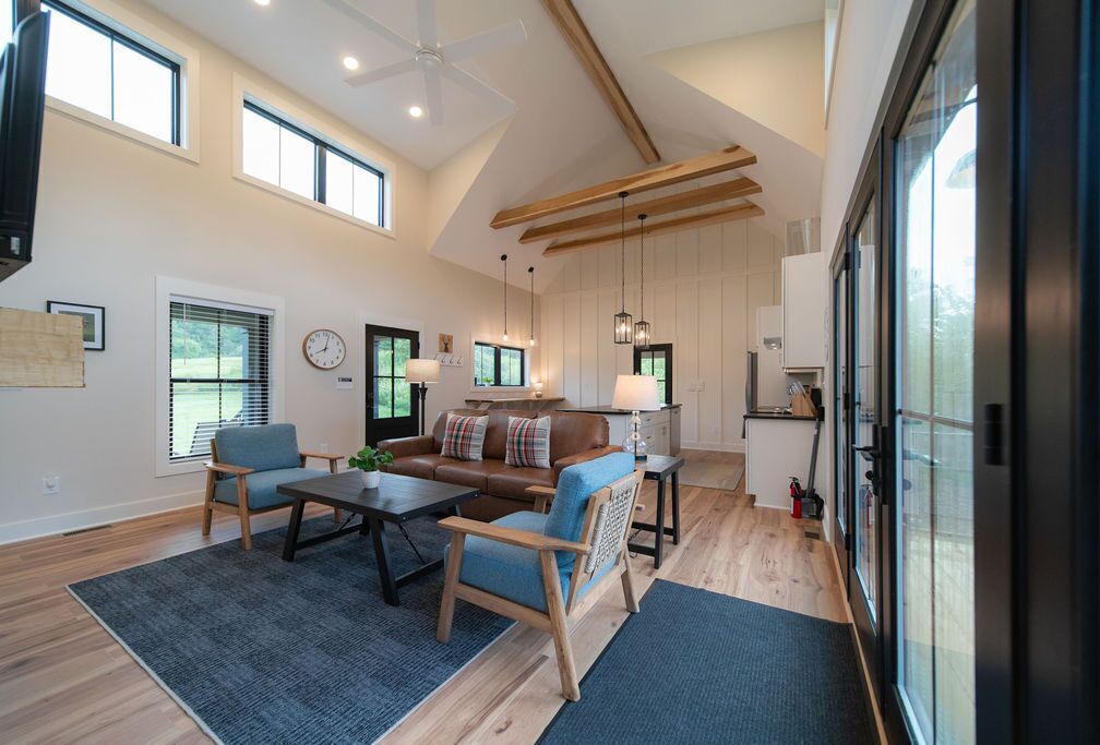 Living Room / Lounge