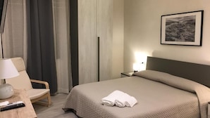 Habitación doble Deluxe, balcón | Insonorización y wifi gratis