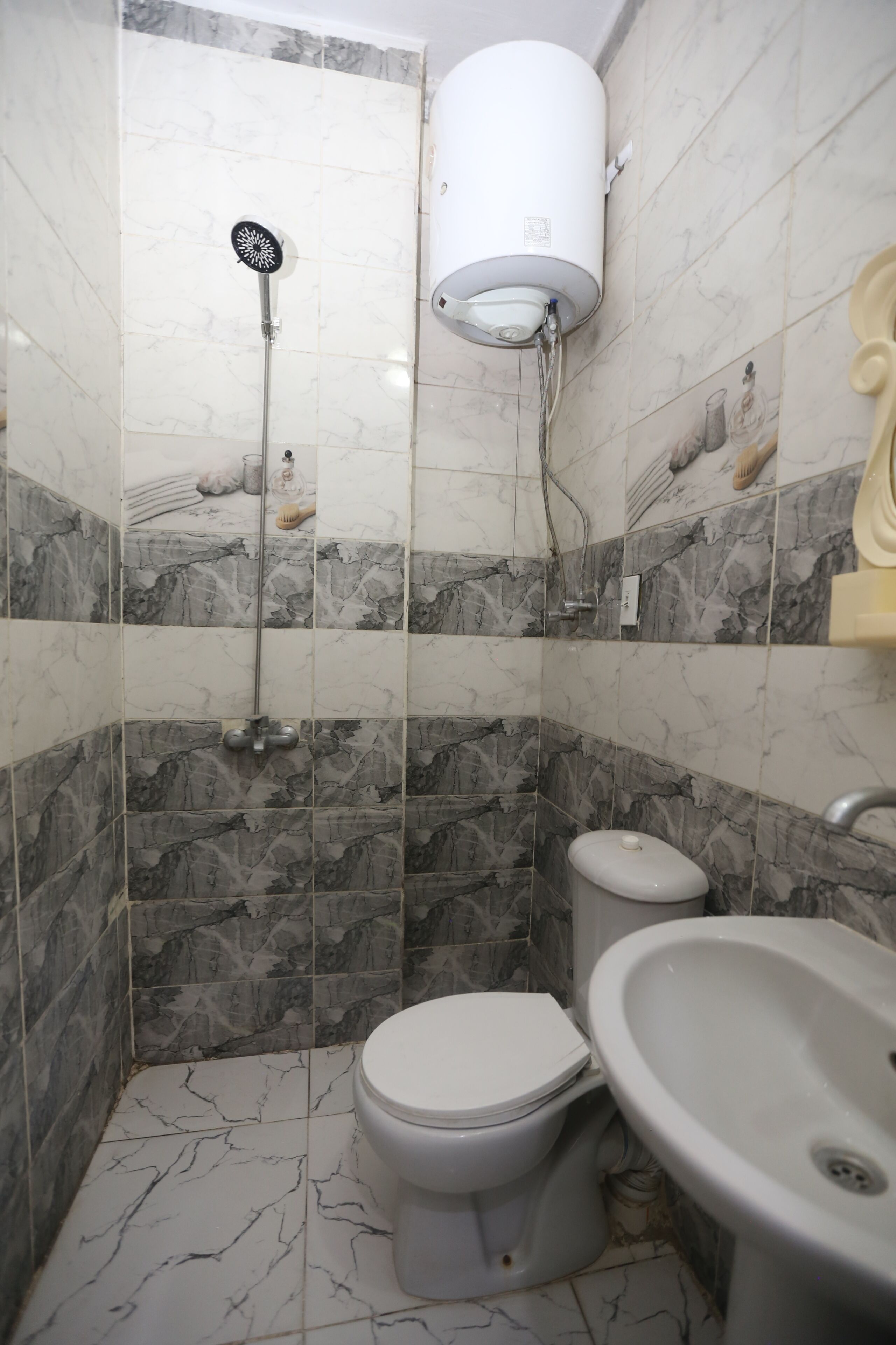 Separate bathtub and shower, towels, soap, shampoo