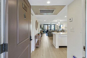 Unclassified image, 4 of 50, button - Sunset Rentals | Island Club 3302 (Hilton Head Island)