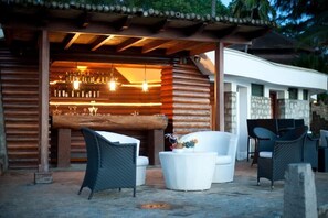 Ảnh chưa phân loại, 3 trong số 67 ảnh, nút