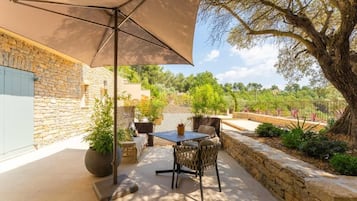 Deluxe Double Room, Housekeeping, Garden View | Outdoor dining
