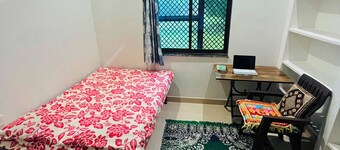 Shree Radha Madhav Homestay Barsana, Mathura, UP For Couples ,Solo ,Family etc.