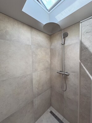 Bathroom - Vrbo Property (Amsterdam)