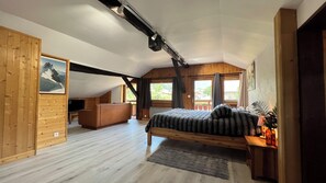 Room - Vrbo Property (Saint-Gervais-les-Bains)