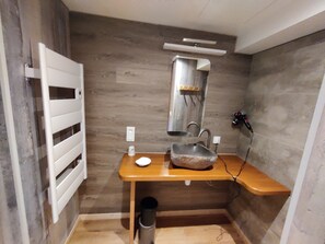 Bathroom - Vrbo Property (Saint-Gervais-les-Bains)