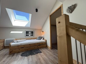 3 chambres, Wi-Fi gratuit, draps fournis